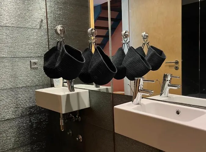 Apartment Oikos 59 *